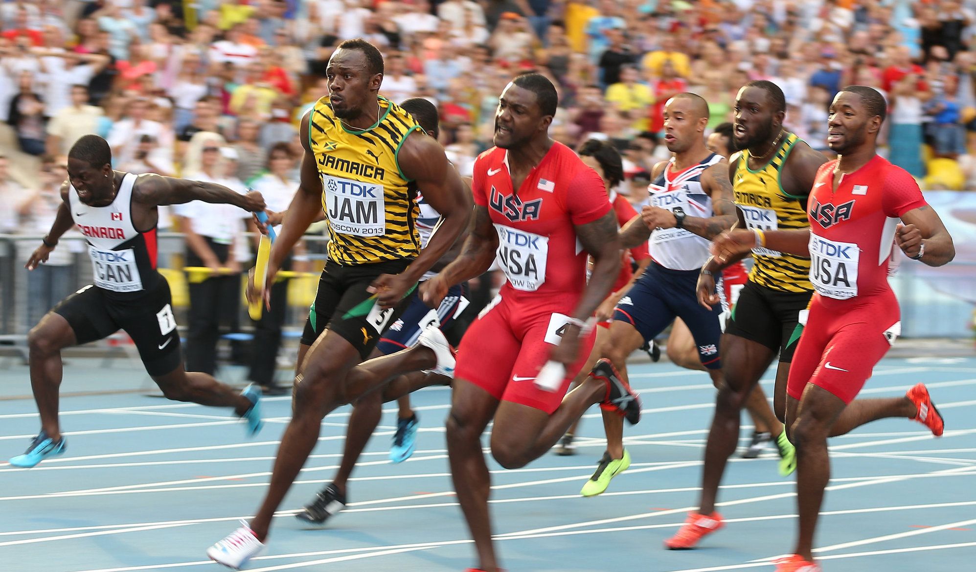 Бег на 100 метров. Usain bolt. Спринтеры 100 метров. Спринтер 100 метров. Спринтер на 100 метров фигура.