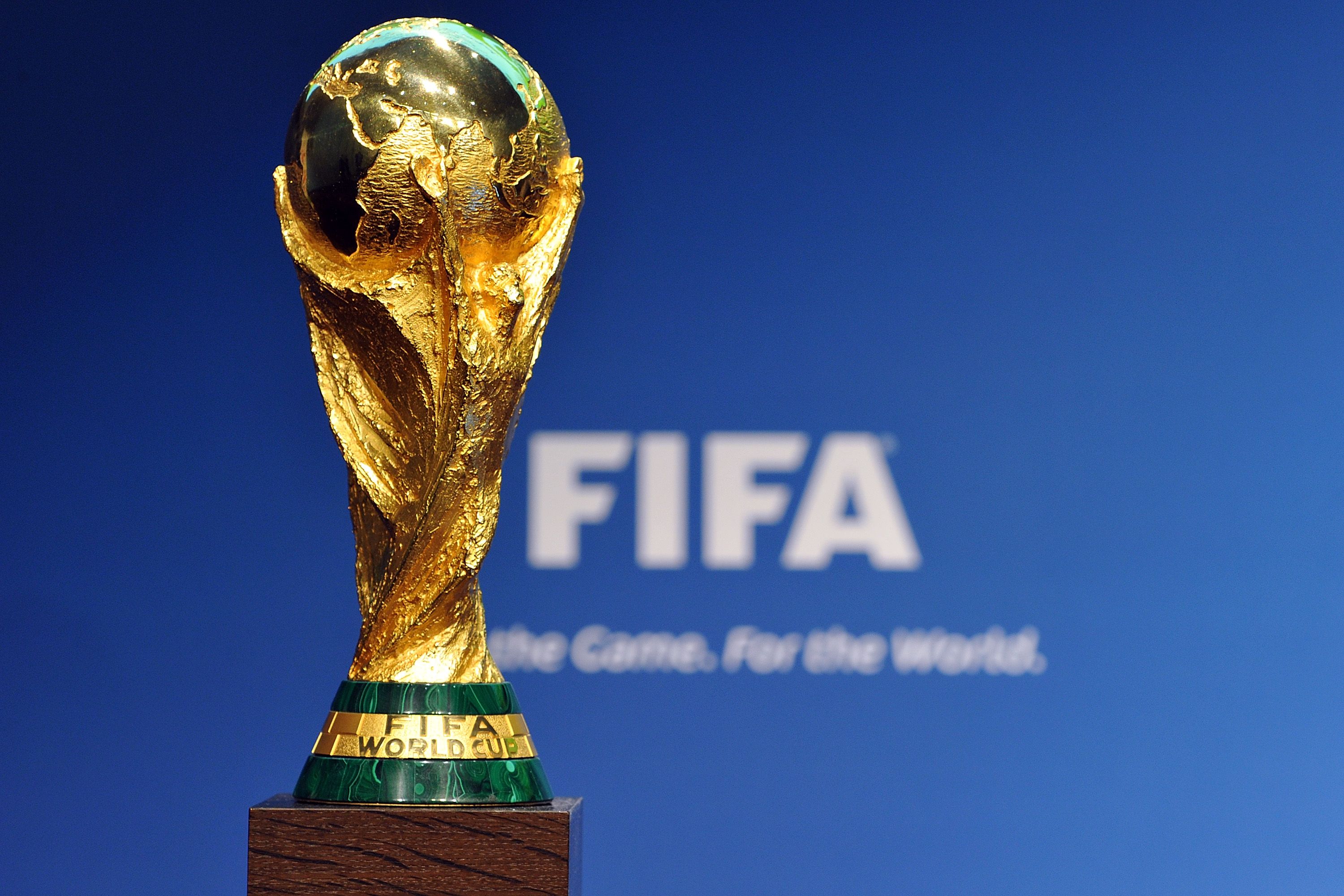 WorldCupTrophy2014.jpg