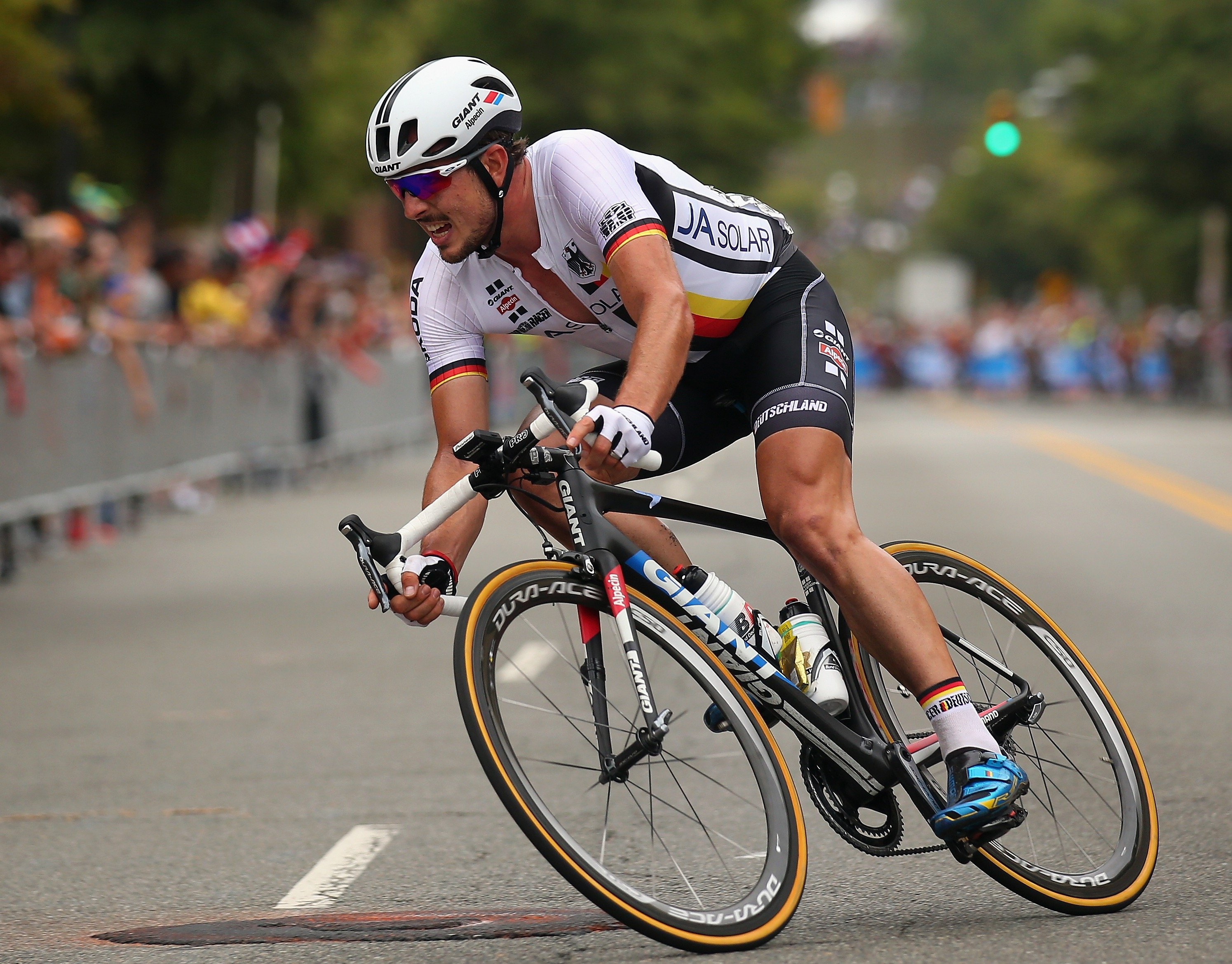 Eurovision Sport commits to newlook La Vuelta Femenina to 2025