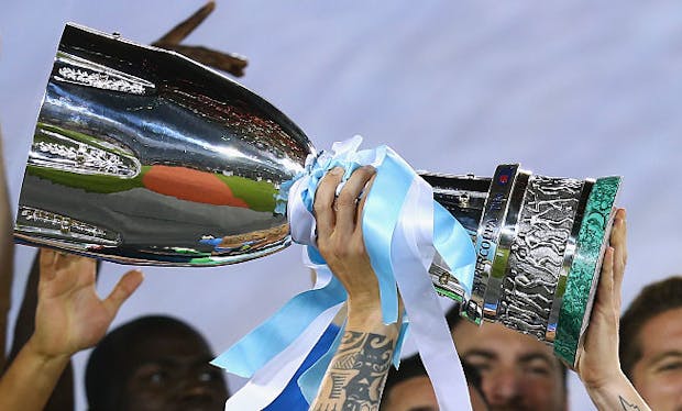 The Supercoppa Italiana trophy (by Francois Nel/Getty Images)