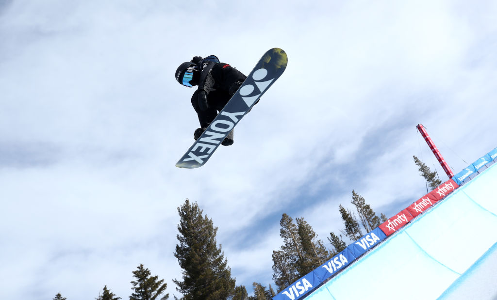 US Snowboard team’s official apparel partner ahead of