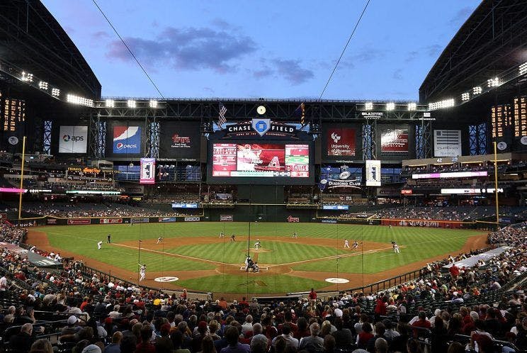 Love it or leave it? Diamondbacks must make decision about Chase Field