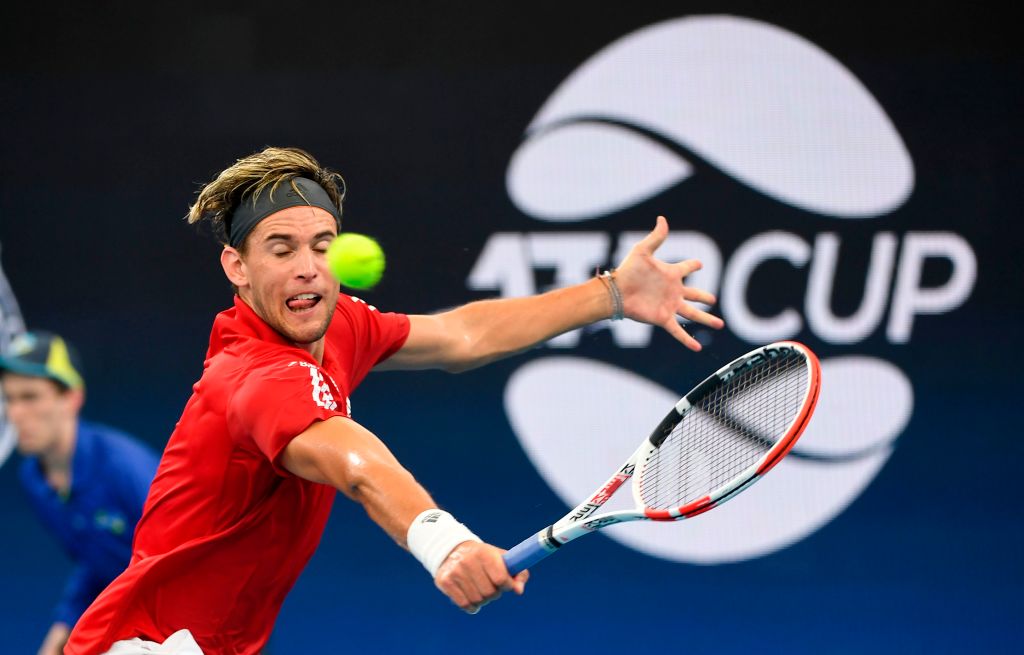 He likes tennis. He likes tennis. He likes tennis. Теннис. Теннис иллюстрация.