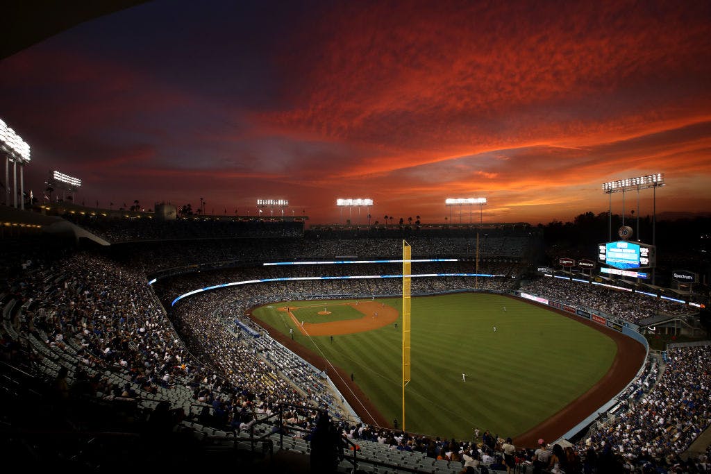 Mlb Tickets Com Sell More Than 93 000 Tickets For Nlcs World Series Sportbusiness How Many Games In Nlcs 2022