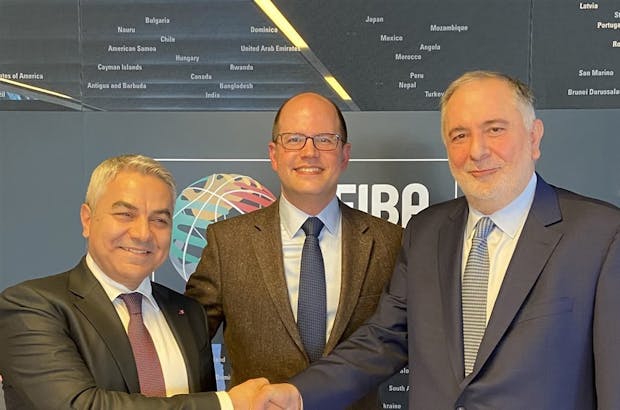 From left to right: eVulpa chairman Marwan Hayek, Fiba president Andreas Zagklis and Fiba executive director Hagop Khajirian. (Photo by Fiba)