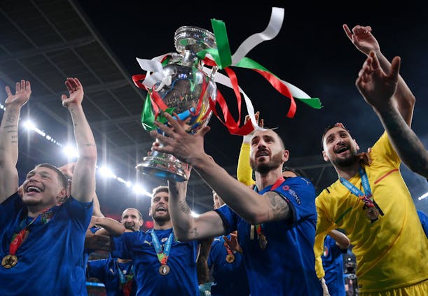 Italy celebrate after victory in the Uefa Euro 2020 final against England (by Laurence Griffiths/Getty Images)