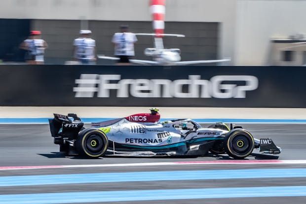 Lewis Hamilton in action for Mercedes-AMG Petronas during the 2022 French Grand Prix (by Cristiano Barni ATPImages/Getty Images)