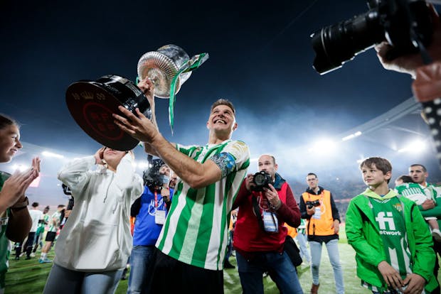Real Betis lift the 2021-22 Copa del Rey (Photo by David S. Bustamante/Soccrates/Getty Images)