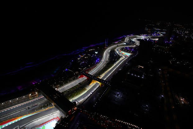 General view of the Jeddah Corniche Circuit during qualifying ahead of Formula 1's 2022 Saudi Arabia Grand Prix (by Eric Alonso/Getty Images)