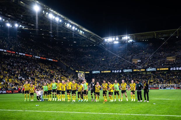 Borussia Dortmund celebrate victory against TSG Hoffenheim at Signal Iduna Park on September 2, 2022 (by Edith Geuppert - GES Sportfoto/Getty Images)