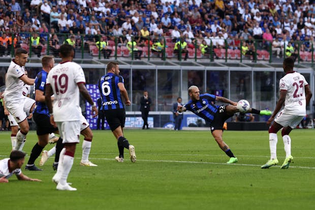 Federico Dimarco of Inter shoots during the Serie A match against Torino (Photo by Francesco Scaccianoce/Getty Images)