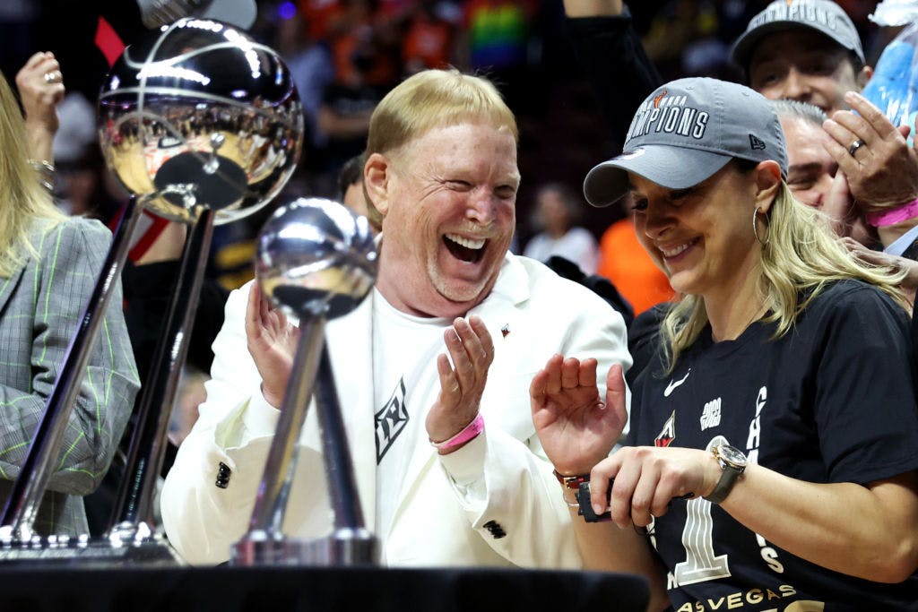 Raiders owner Mark Davis buying WNBA's Las Vegas Aces