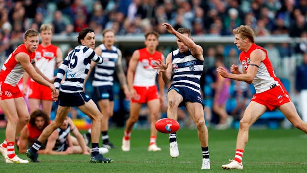 (Photo by Darrian Traynor/AFL Photos/via Getty Images)