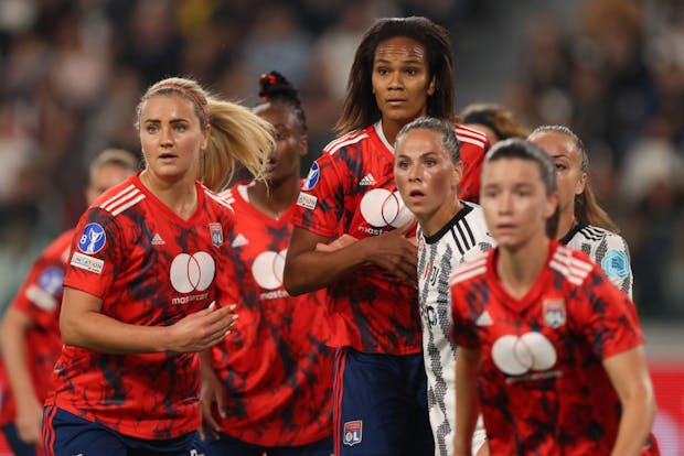 Olympique Lyonnais takes on Juventus in the Uefa Women's Champions League on October 27, 2022 (by Jonathan Moscrop/Getty Images)