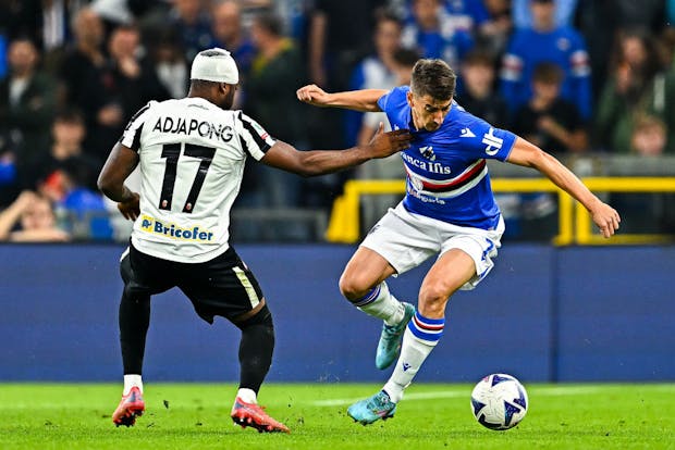 Claud Adjapong of Ascoli and Filip Djuricic of Sampdoria vie for the ball (Photo by Simone Arveda/Getty Images)