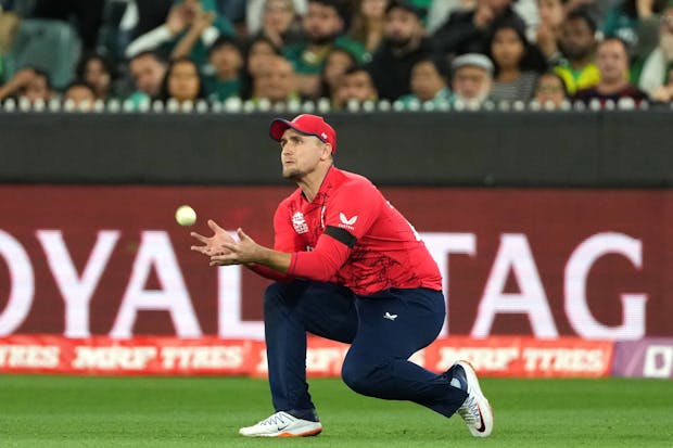 Liam Livingstone of England held on a catch to dismiss Mohammad Wasim of Pakistan during the ICC Men's T20 World Cup final. (Isuru Sameera/Gallo Images)