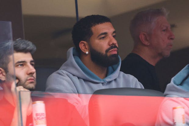 Drake watching Super Bowl LVI in Los Angeles in 2022 (Getty Images)