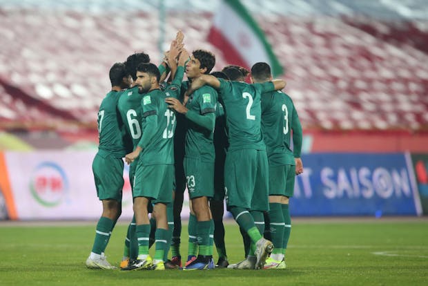 Iraq players during the 2022 Fifa World Cup qualifier against Iran on January 27, 2022 (by Meghdad Madadi ATPImages/Getty Images)