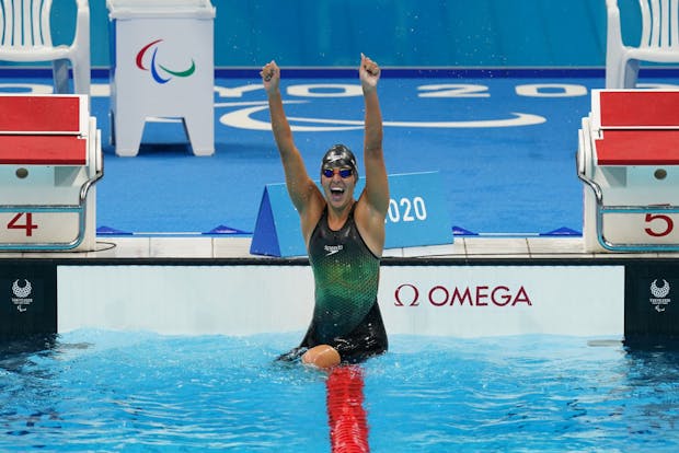 Michelle Alonso Morales reacts after winning the gold medal in the Women's 100m Breaststroke - SB14 Final at the Tokyo 2020 Paralympics (Photo by Toru Hanai/Getty Images)