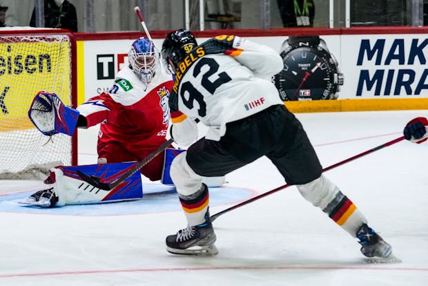 Marcel Noebels of Germany in action during the 2022 IIHF World Championship match against the Czech Republic (by Jari Pestelacci/Eurasia Sport Images/Getty Images)