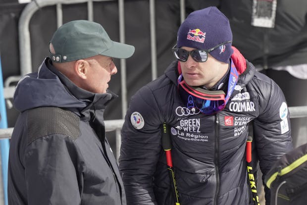 FIS president Johan Eliasch talking to France's Alexis Pinturault at the Alpine Ski World Cup Men's Super G in Aspen, USA (Francis Bompard/Agence Zoom/Getty Images)