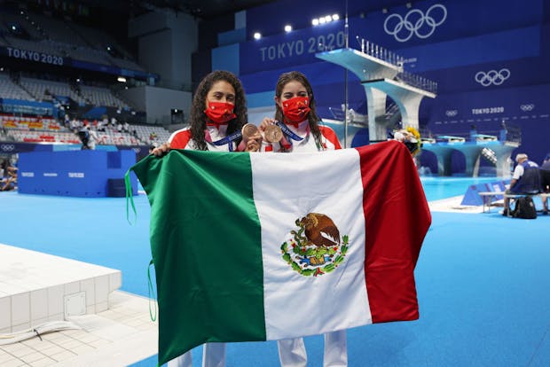 Bronze medalists Alejandra Orozco Loza and Gabriela Agundez Garcia of Team Mexico at the Tokyo 2020 Olympics (Tom Pennington/Getty Images)