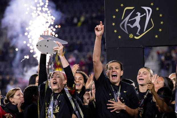 Portland Thorns celebrate winning the 2022 NWSL Championship (by Ira L. Black/Getty Images)