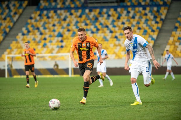 Shakhtar Donetsk vs Dynamo Kyiv in a Ukrainian Premier League match in Lviv. (Photo by Stanislav Ivanov/Global Images Ukraine via Getty Images)
