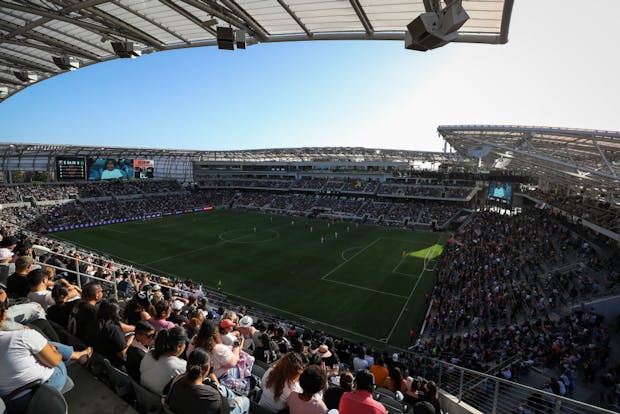 Angel City FC face NJ/NY Gotham FC at Banc of California Stadium on May 29, 2022 in Los Angeles, (Photo by Meg Oliphant/Getty Images for Angel City FC)