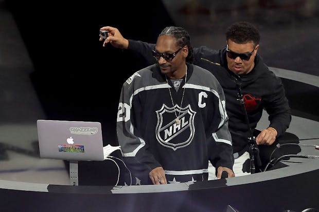 Snoop Dogg at the 2017 NHL All Star Game, hosted by the Los Angeles Kings (Getty Images)