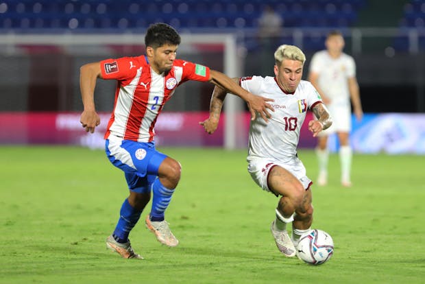 Paraguay take on Venezuela in a 2022 World Cup qualifier. (Photo by Christian Alvarenga/Getty Images)