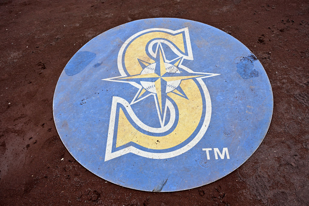 FANMATS MLB Seattle Mariners Photorealistic 27 in. Round Baseball Mat 6415  - The Home Depot