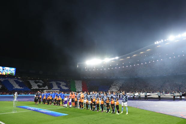 Internazionale and Manchester City line up ahead of the Uefa Champions League final at Ataturk Olympic Stadium on June 10, 2023 (by Robbie Jay Barratt - AMA/Getty Images)