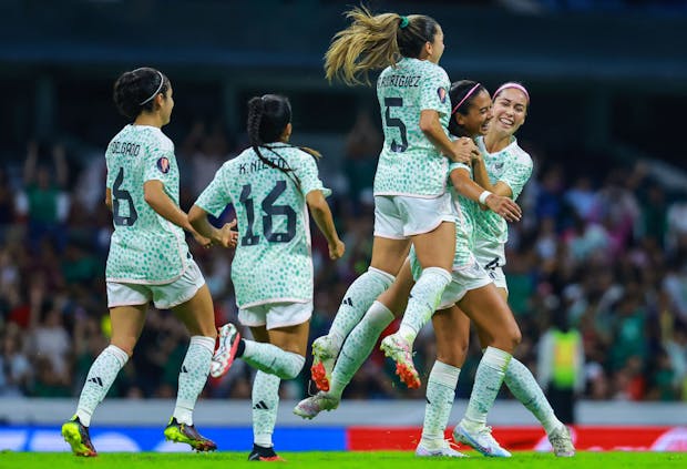 (Manuel Velasquez/Getty Images)