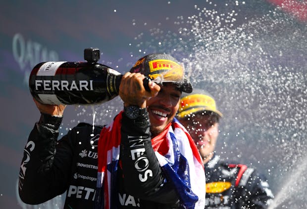 (Rudy Carezzevoli/Getty Images)