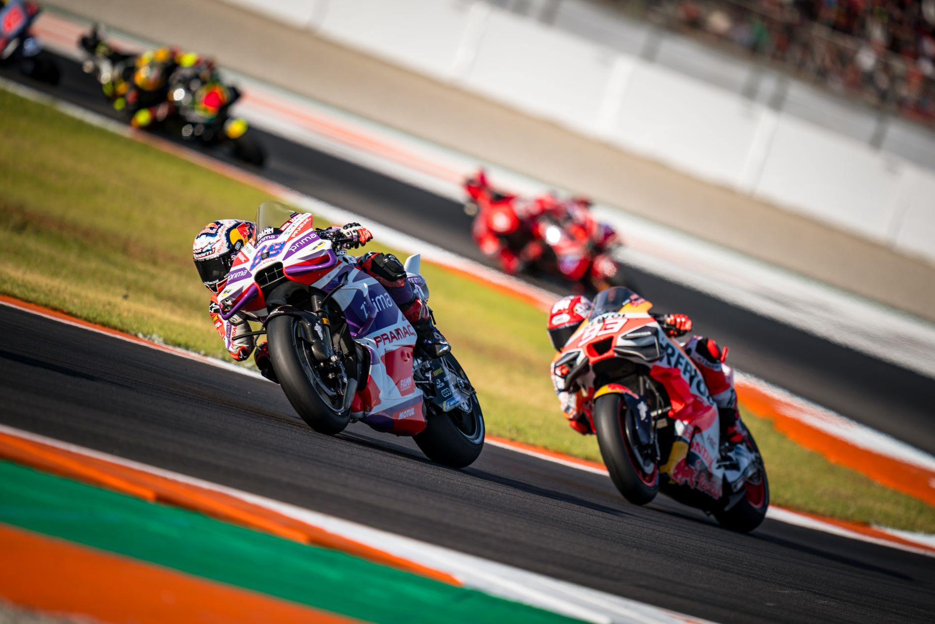 PHILLIP ISLAND, AUSTRALIA - OCTOBER 21: Francesco Bagnaia of Italy and the Ducati Lenovo Team in action during qualifying ahead of the 2023 MotoGP of Australia at Phillip Island Grand Prix Circuit on October 21, 2023 in Phillip Island, Australia. (Photo by Quinn Rooney/Getty Images)
