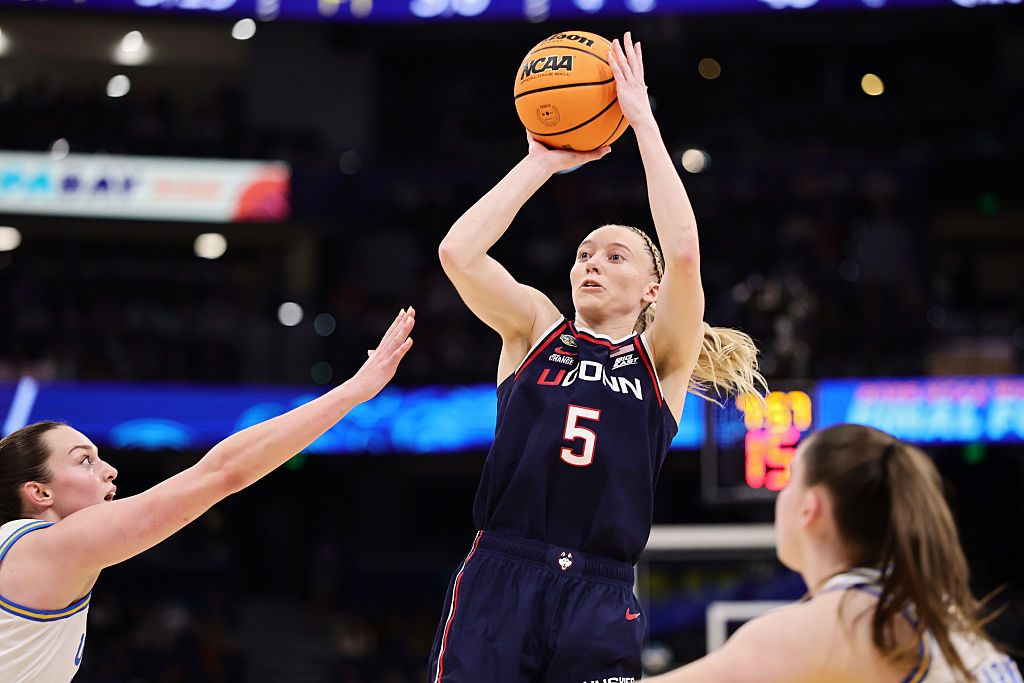 (Carmen Mandato/Getty Images)