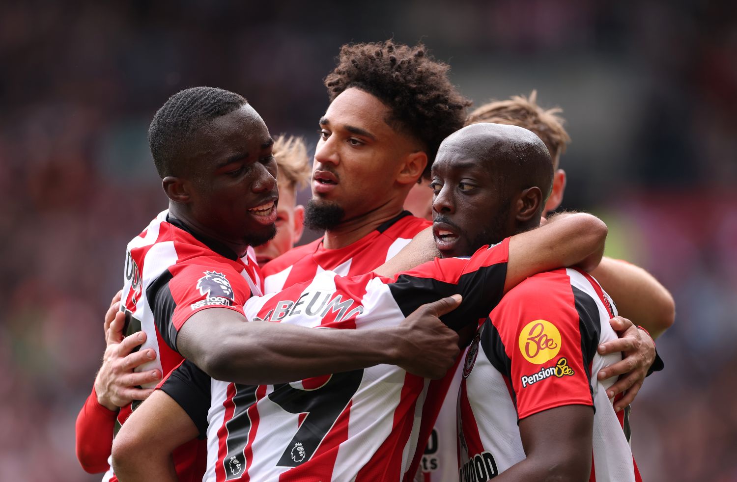 BRENTFORD, ENGLAND - MAY 04: Kevin Schade of Brentford celebrates scoring his team's second goal during the Premier League match between Brentford FC and Manchester United FC at Brentford Community Stadium on May 04, 2025 in Brentford, England. (Photo by Alex Pantling/Getty Images)
