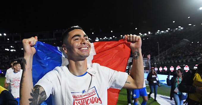 Media conglomerates net Paraguay World Cup rights