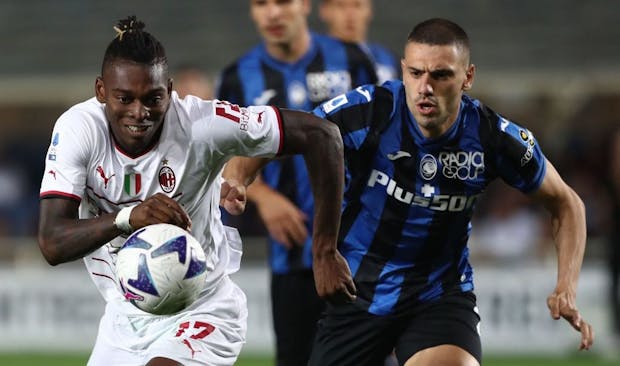 Rafael Leao of AC Milan is challenged by Marih Demiral of Atalanta BC (Photo by Marco Luzzani/Getty Images)