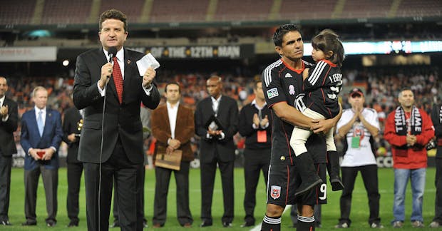 Long-time DC United broadcaster Dave Johnson in 2010 (Photo by Larry French/Getty Images)