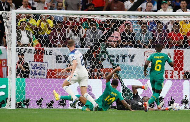 Jordan Henderson scores England's first goal during the 2022 Fifa World Cup Round of 16 match versus Senegal on December 4, 2022 (by Richard Sellers/Getty Images)