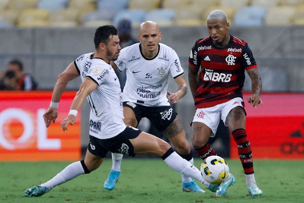 Flamengo and Corinthians during 2022 Brasileirao (Photo by Wagner Meier/Getty Images)