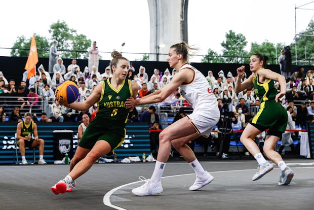 Lauren Mansfield of Australia in action
during the Fiba 3x3 Women’s Series Wuhan Stop (Photo by Wang He/Getty Images)