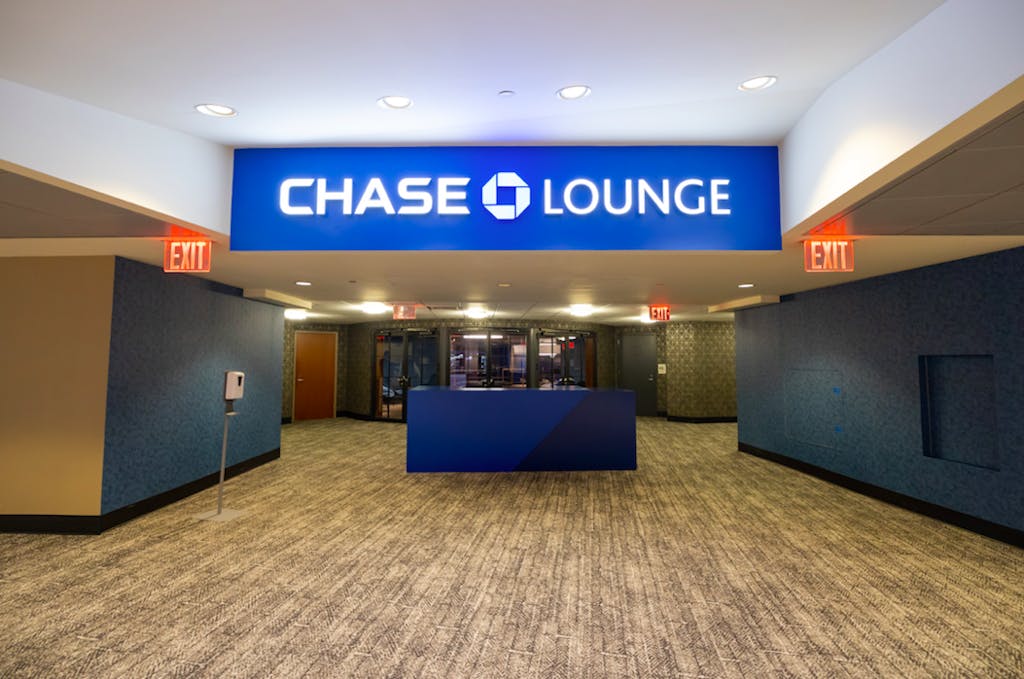 Review of the Chase Lounge at Madison Square Garden — The Empty Nest  Explorers