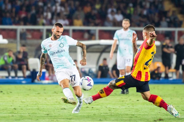 Marcelo Brozović of Inter Milan in action during the Serie A match at US Lecce on August 13, 2022 (by Ivan Romano/Getty Images)