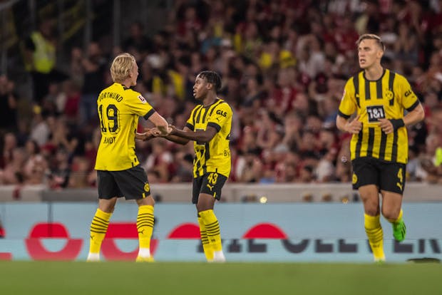 Action from the recent Bundesliga match between Borussia Dortmund and SC Freiburg. (Photo by Christian Kaspar-Bartke/Bundesliga/Getty Images)