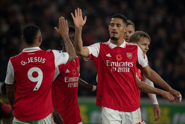 William Saliba of Arsenal celebrates with team mate Gabriel Jesus. (by Visionhaus/Getty Images)