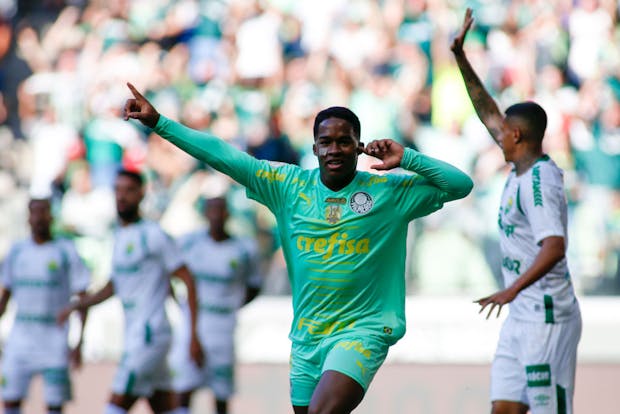 Endrick of Palmeiras celebrates after scoring his team's first goal during the Serie A match versus Cuiaba on April 15, 2023 (by Miguel Schincariol/Getty Images)